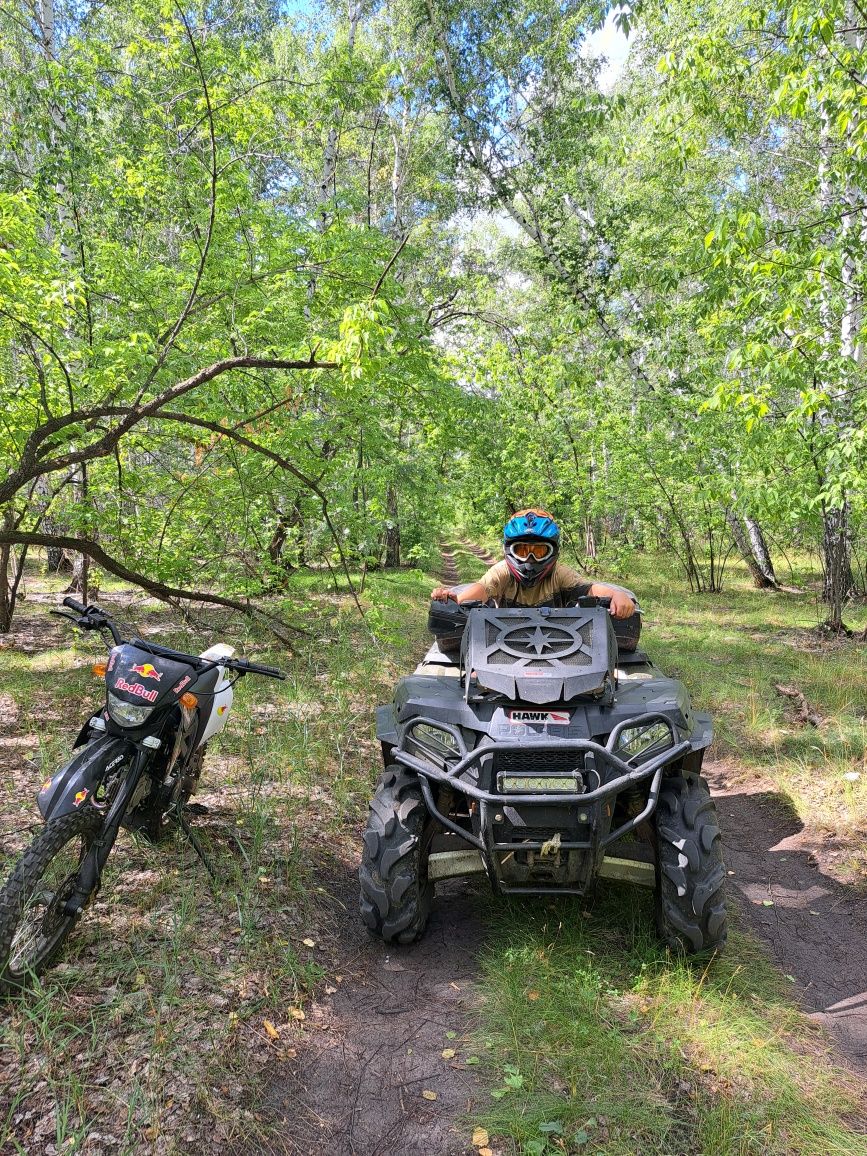 Продам квадроцикл Polaris Sportsmen 800