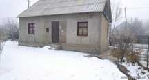 Продается участоктс времянкой в Бозарыке