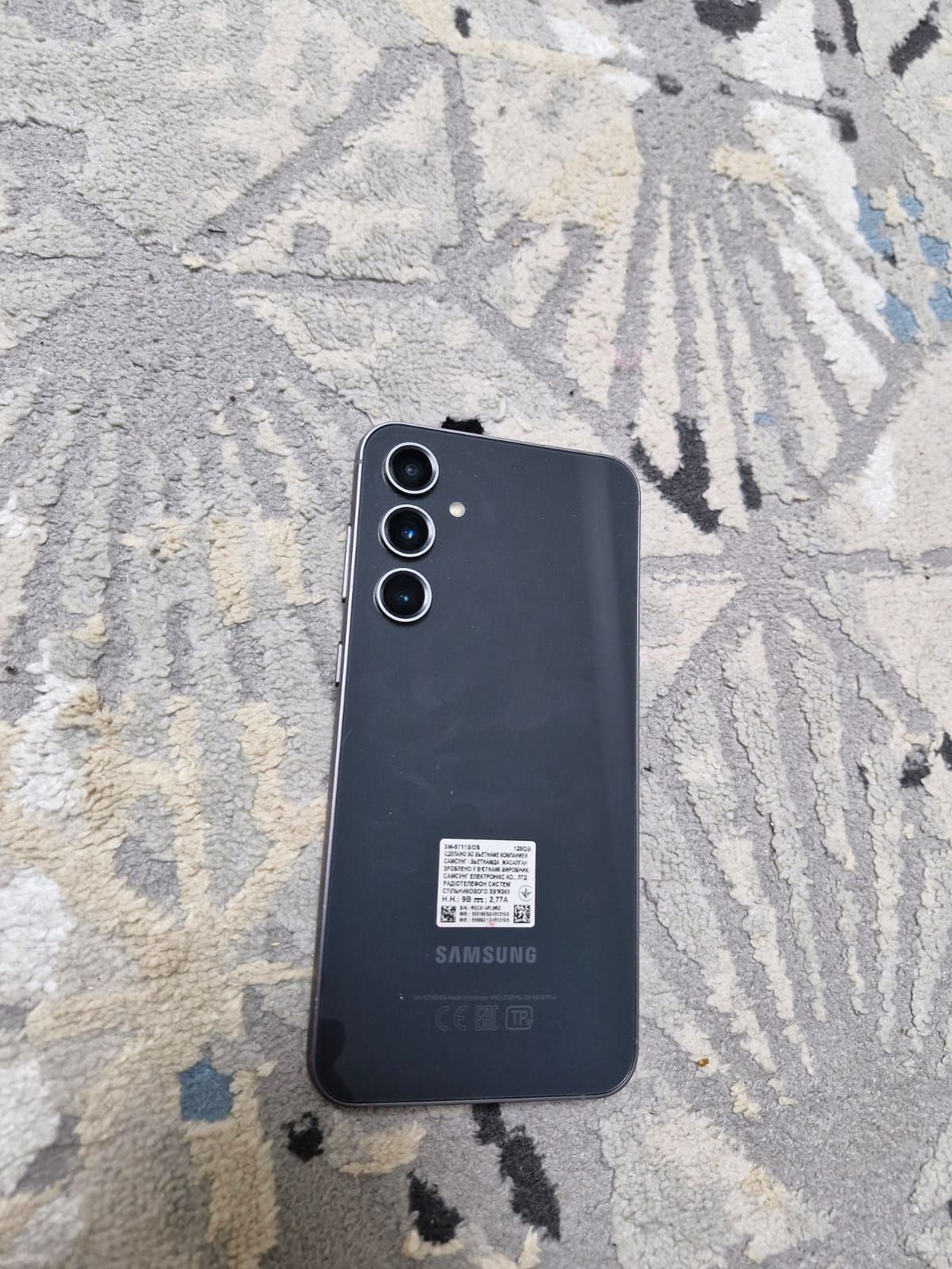 Samsung s23 fe на 128 гб