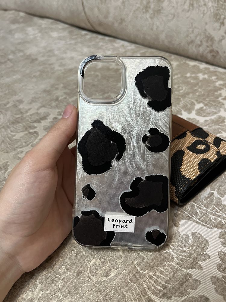 Продам новый кошелек + в подарок чехол на айфон