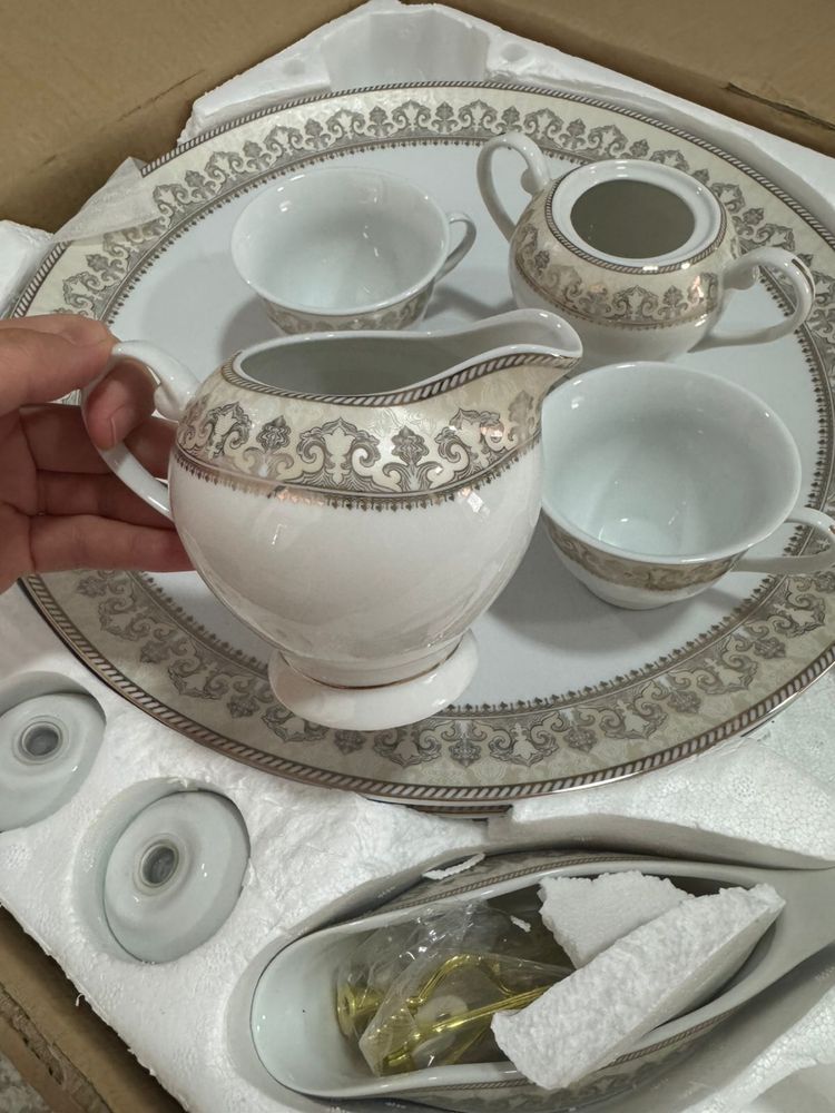 Продам столовый сервиз