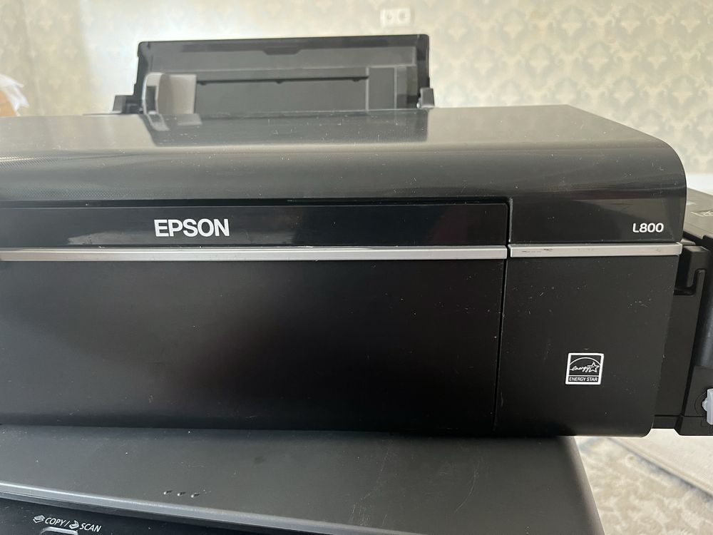 цветной принтер EPSON L800