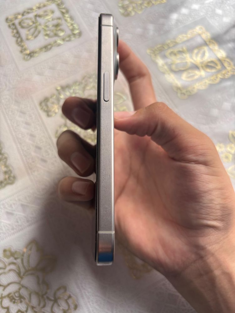iPhone 15 pro.