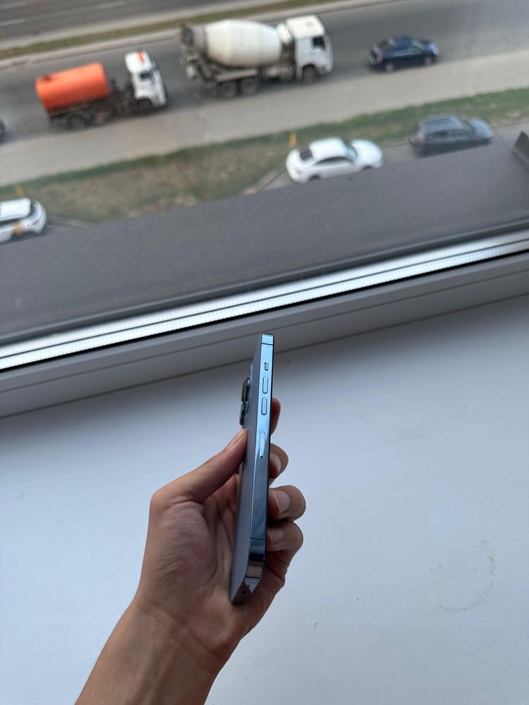 iPhone 13 pro 128
