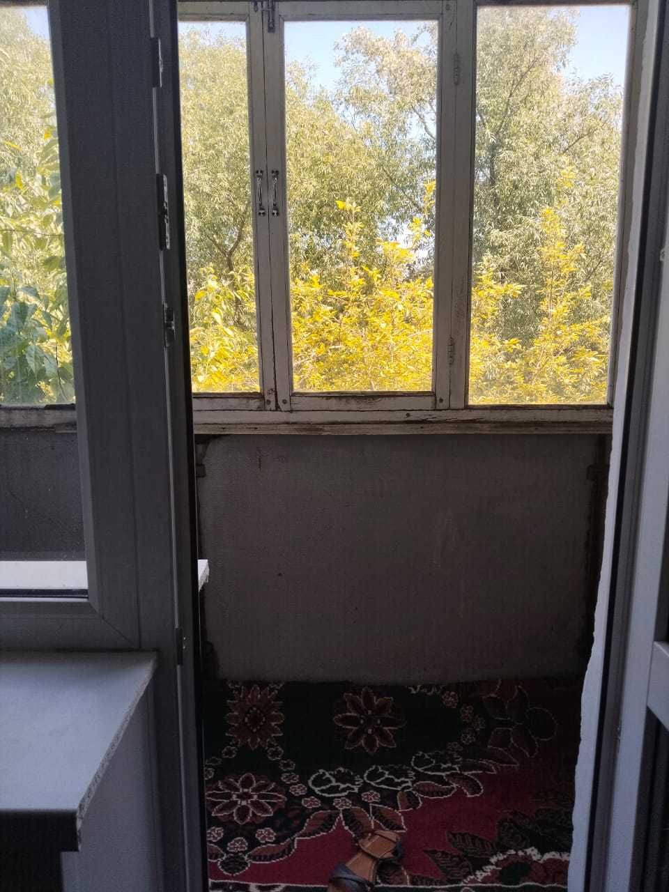 продам 1-комнатную квартиру в хорошем районе