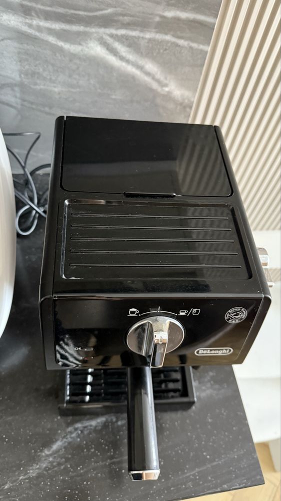Кофемашина Delonghi