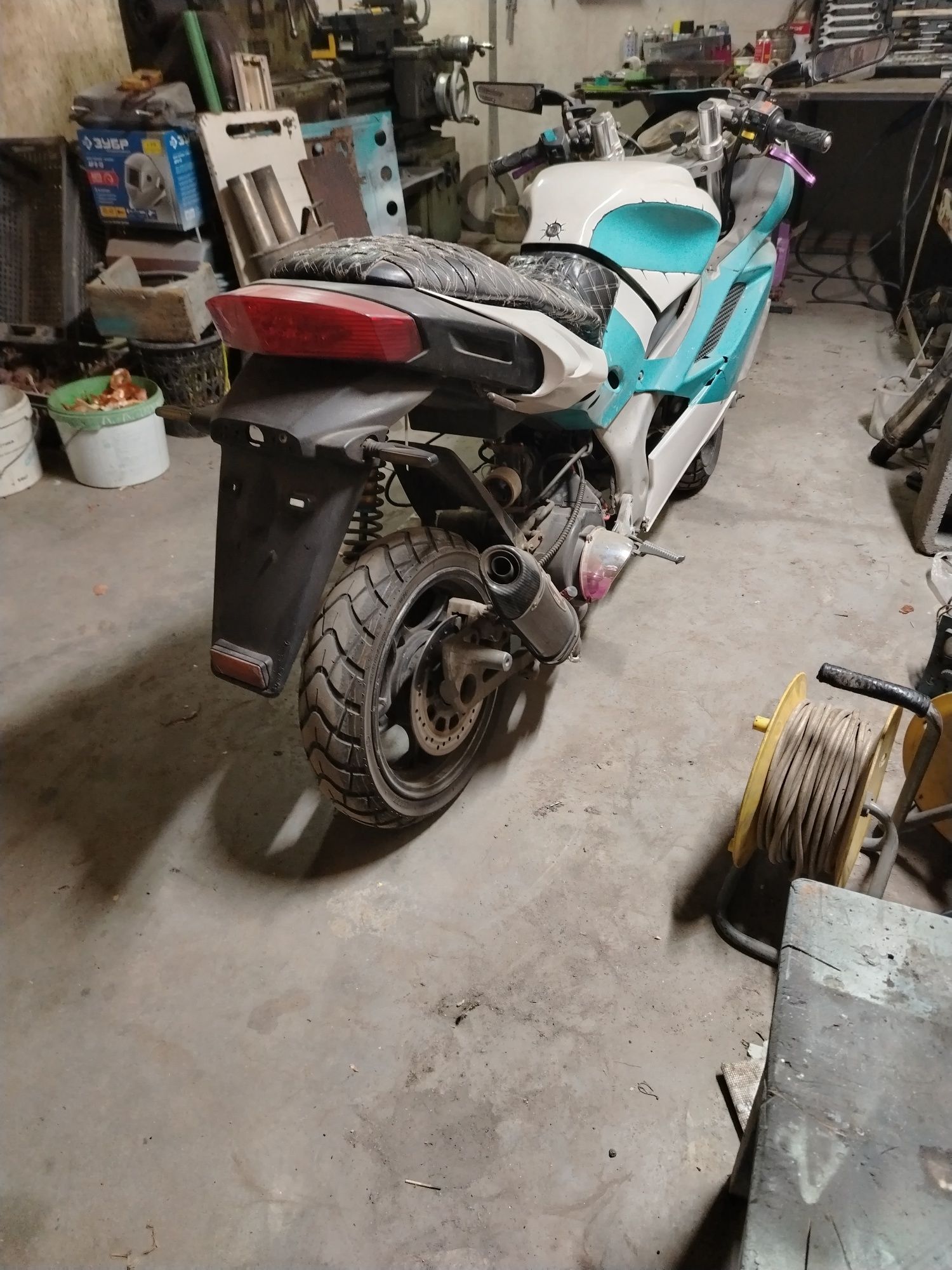 Продам мопед Peda Hornet V2