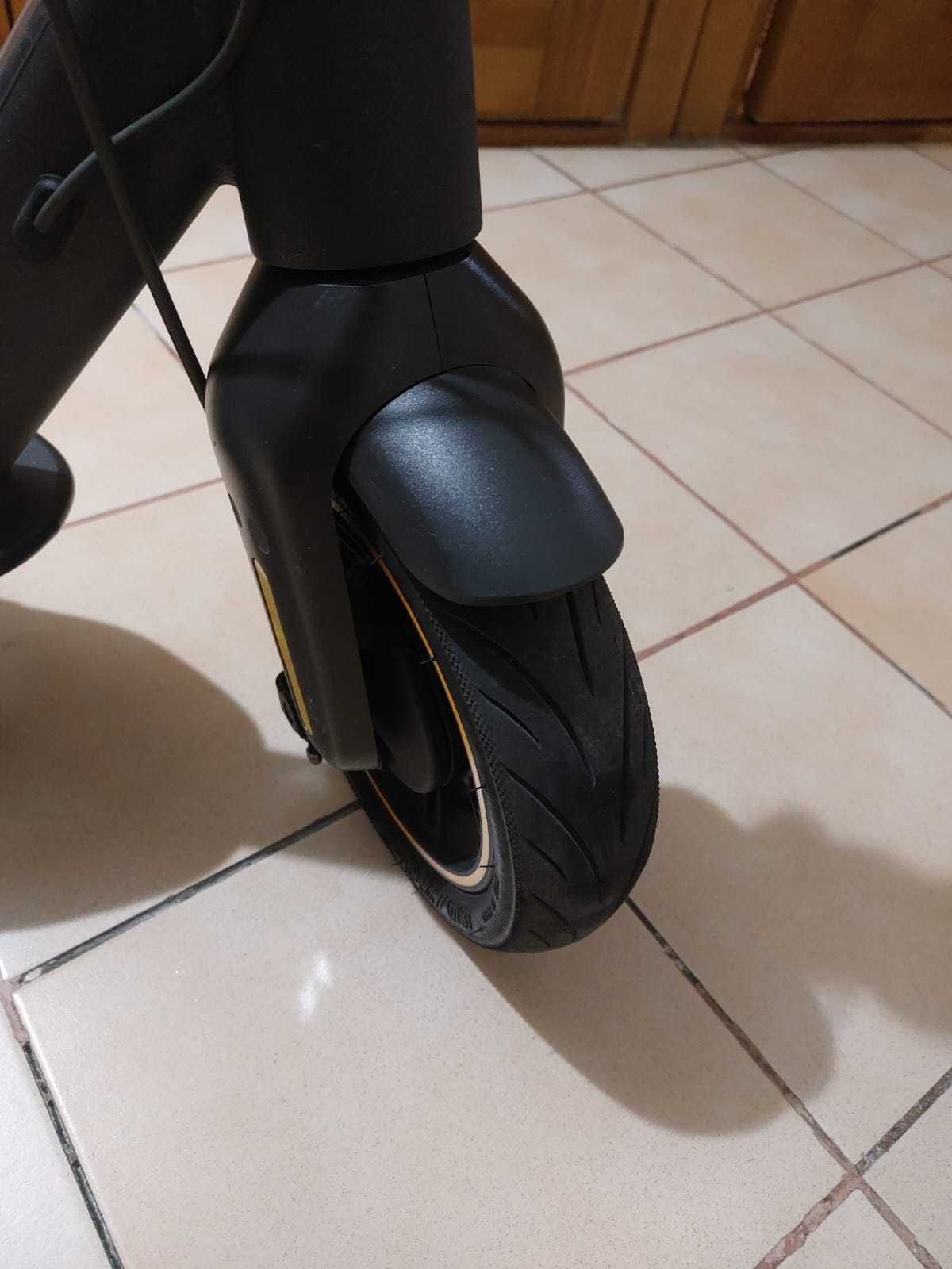 Электросамокат Ninebot KickScooter MAX G30P