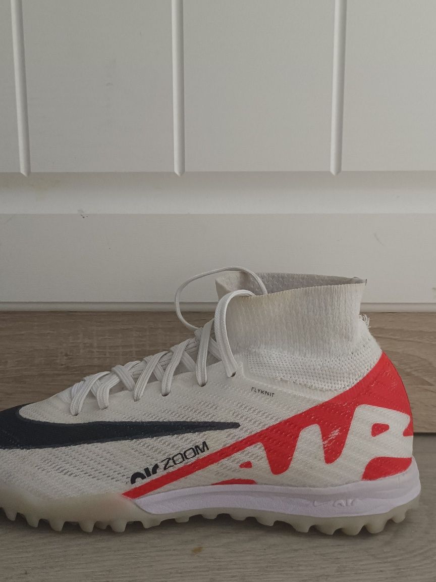 Сороконожки nike 36 размер