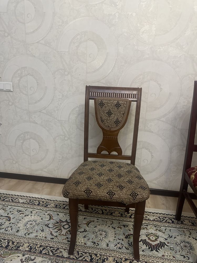 Стулья в гостиную