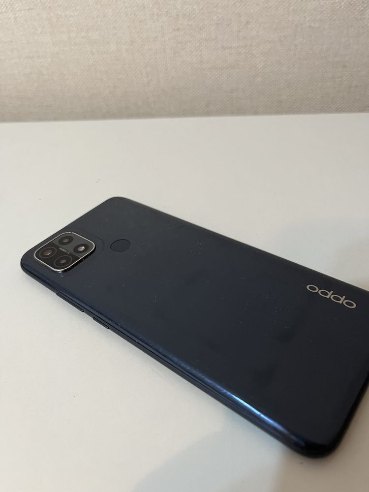 Продам Oppo a15s в хорошем состояние