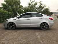 Продам Kia Rio с зимней резиной в комплекте