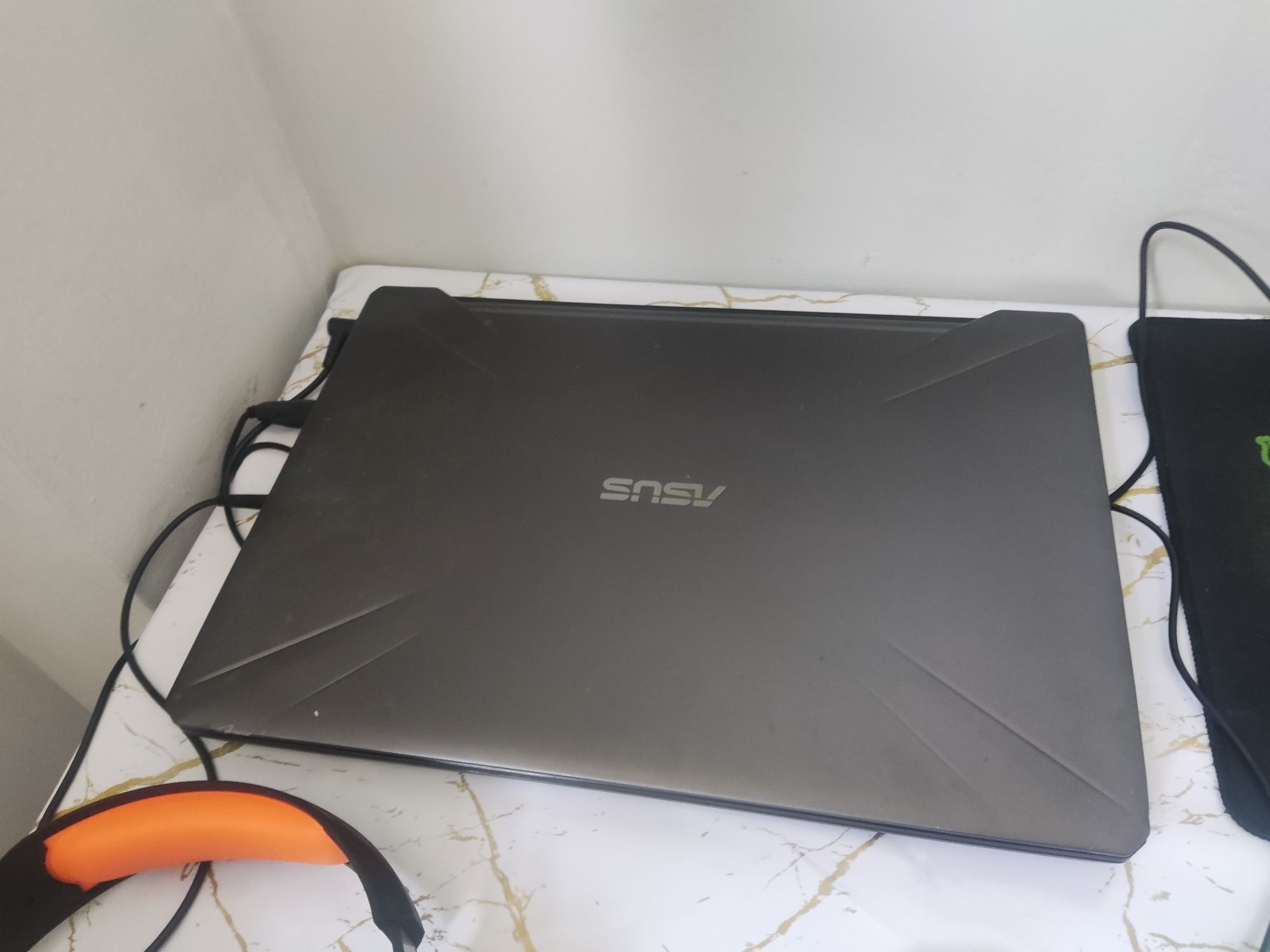 Продам игровой ноутбук Асус