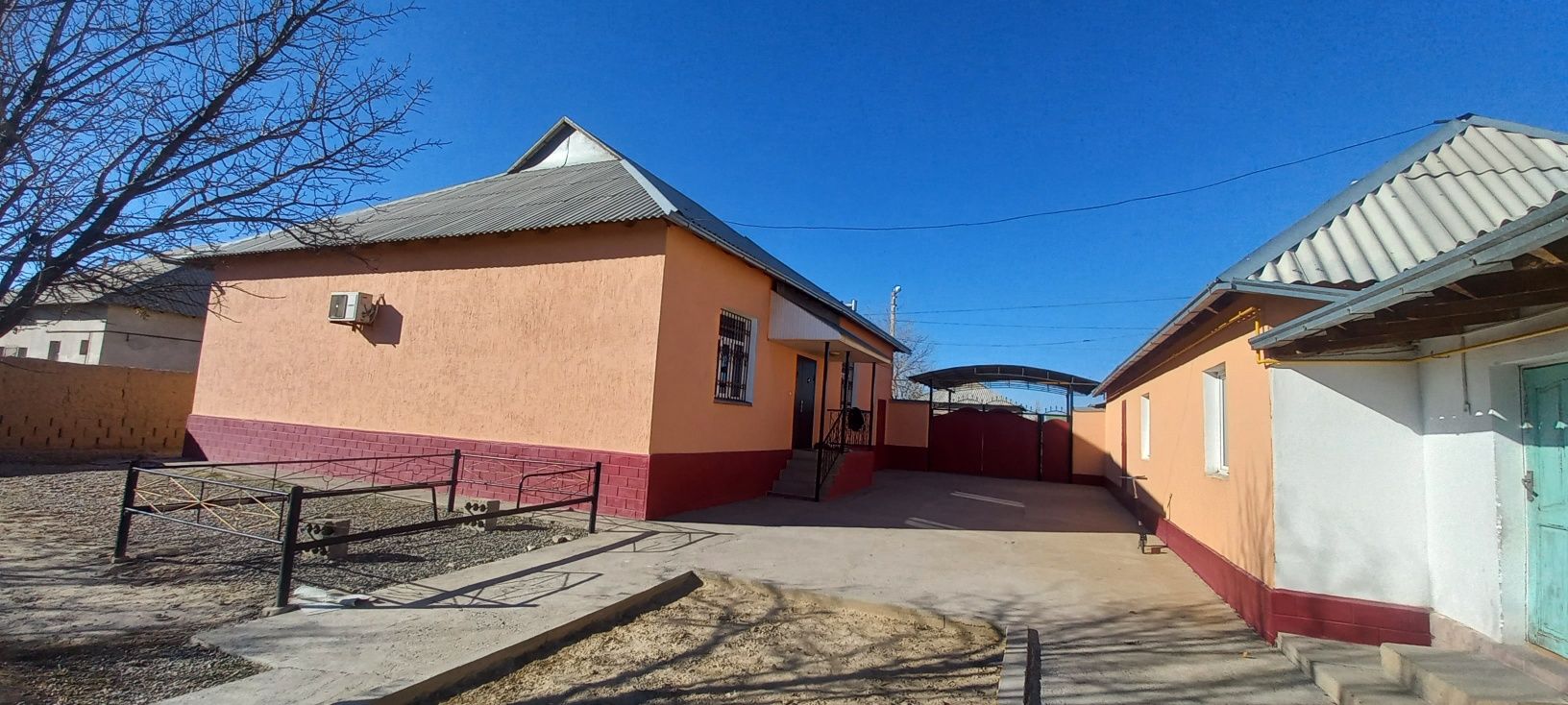 Барлық жағдайымен үлкен үй сатылады