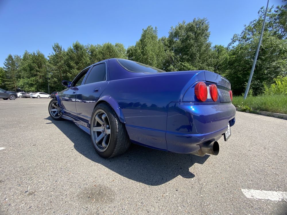 Nissan Skyline R33
