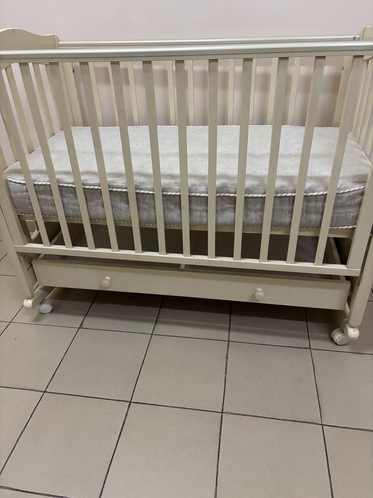 Продам детскую кровать