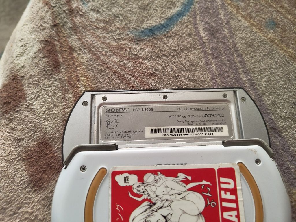 Продам psp go 16gb