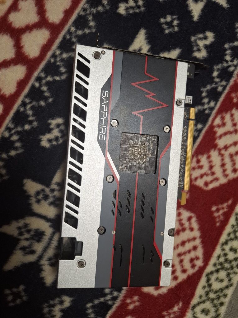 Видеокарта rx590 8 гб