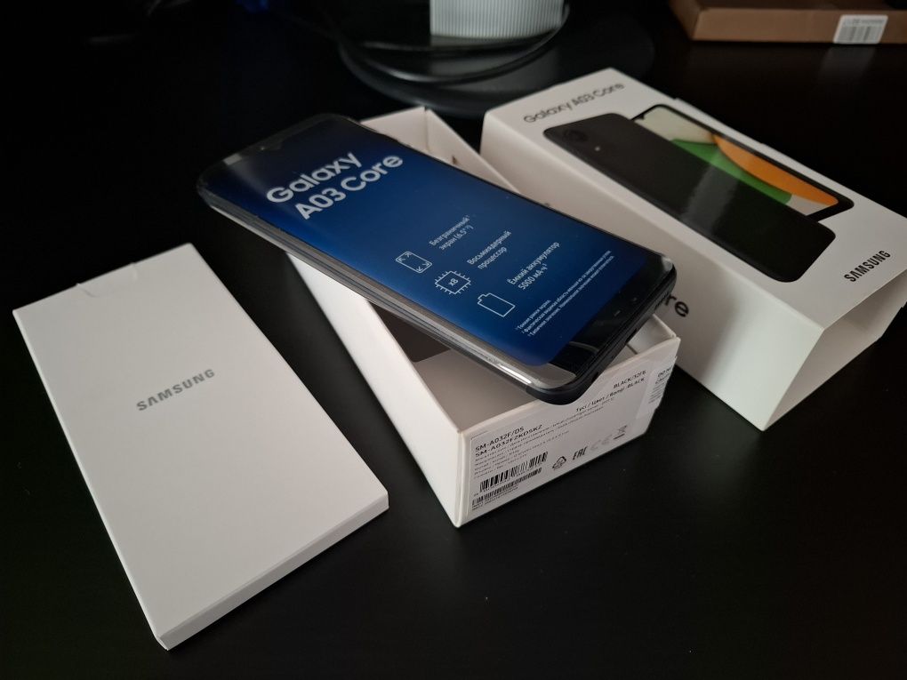 Продам смартфон Samsung  A03 Core