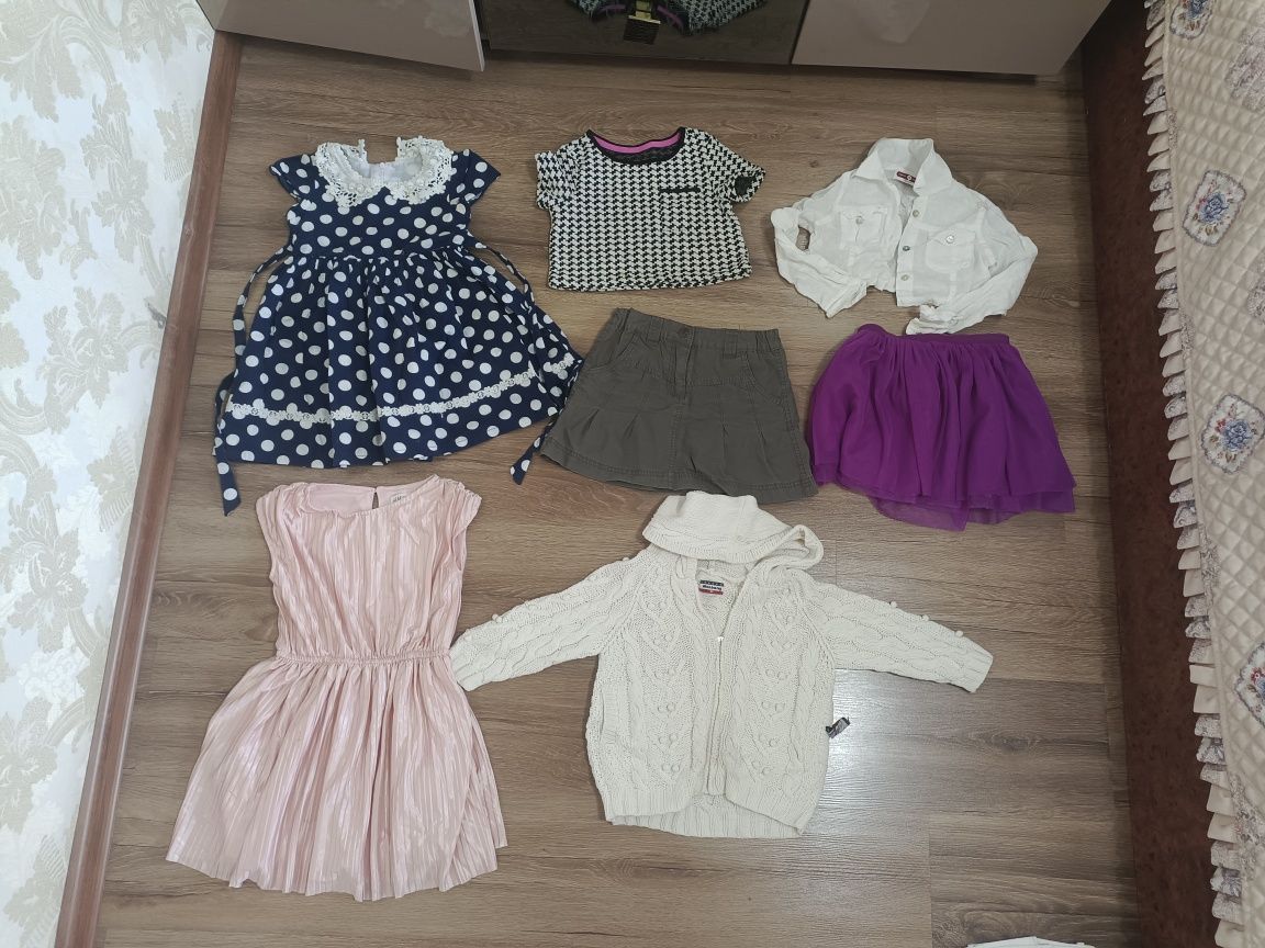 Продам детские вещи