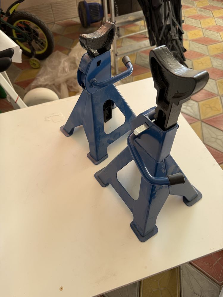 Подставки под автомобиль STELS EQUIPMENT
