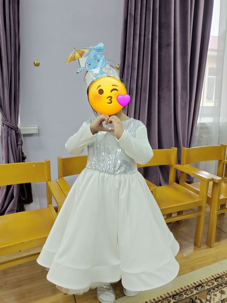 Продам детское нарядное платье