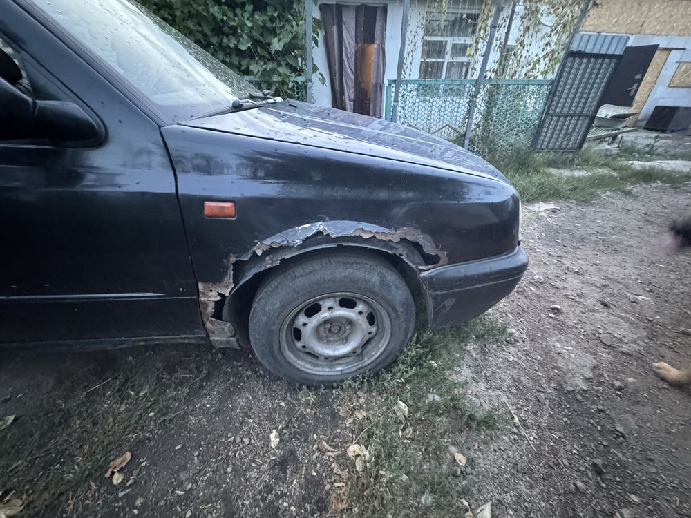 Golf 3  -  1.8 объем 1992 года