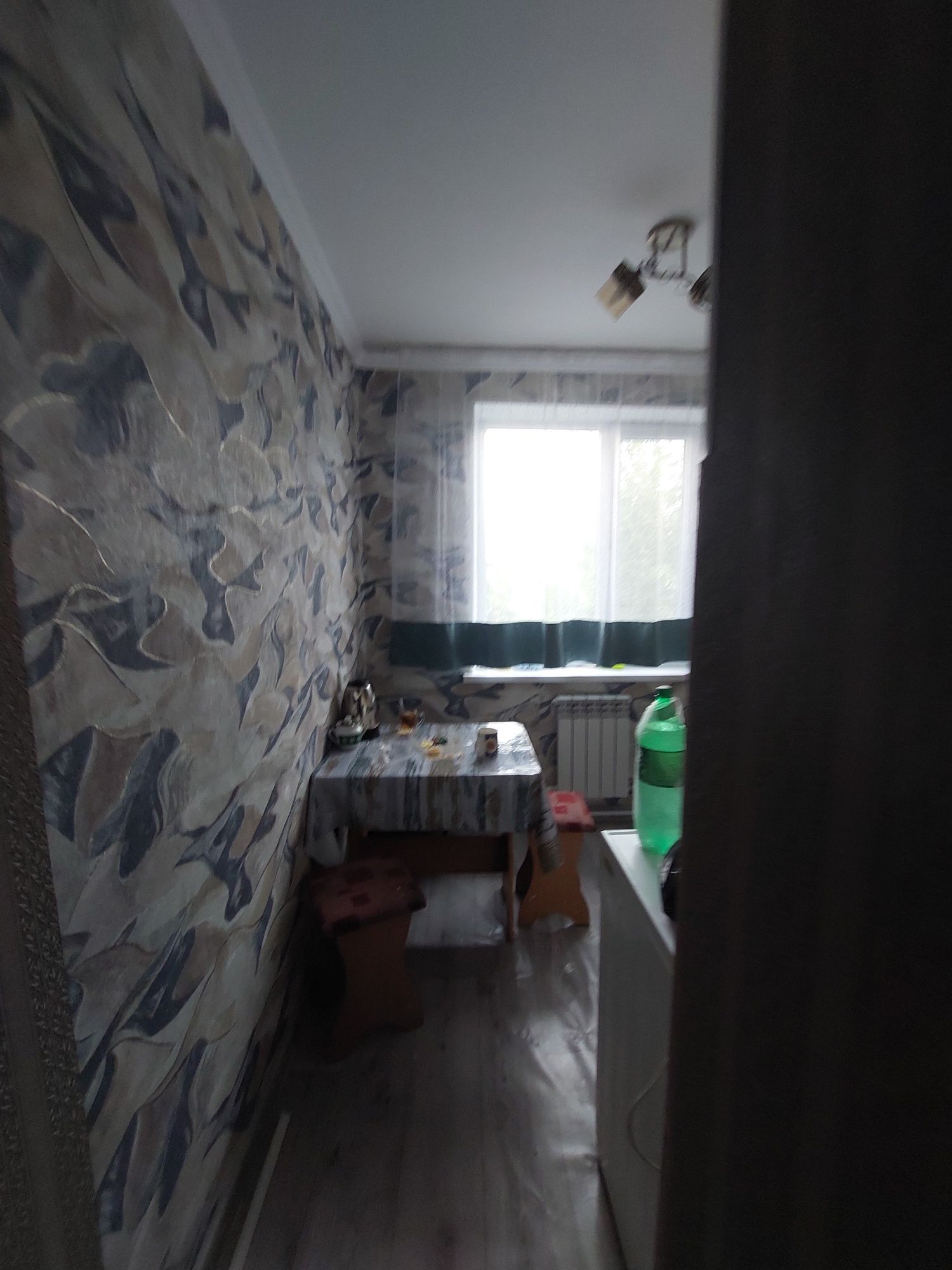 Продается 1 комнатная квартира в г. Тараз на 2 комнатную в г.. Балхаш