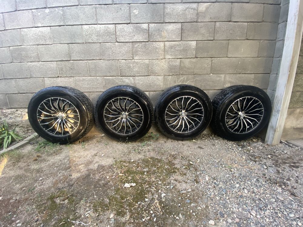 Косплект диски летняя резина. NITTO   225/65/R17