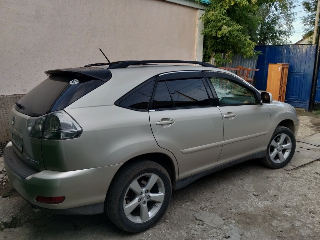Срочно продам Лексус RX330