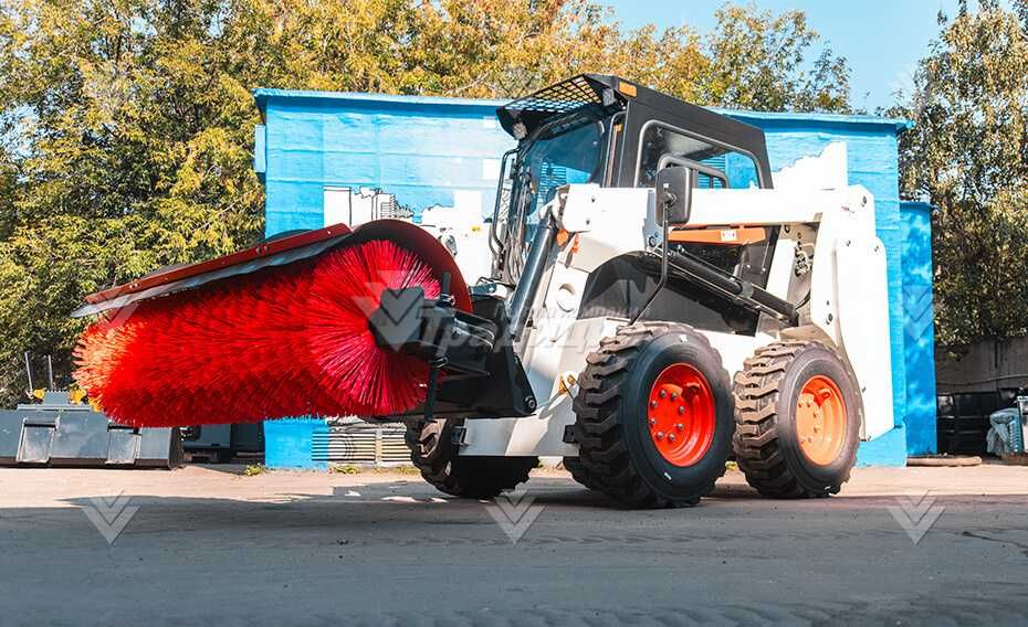 Щетка дорожная для мини-погрузчика XCMG XC740/760