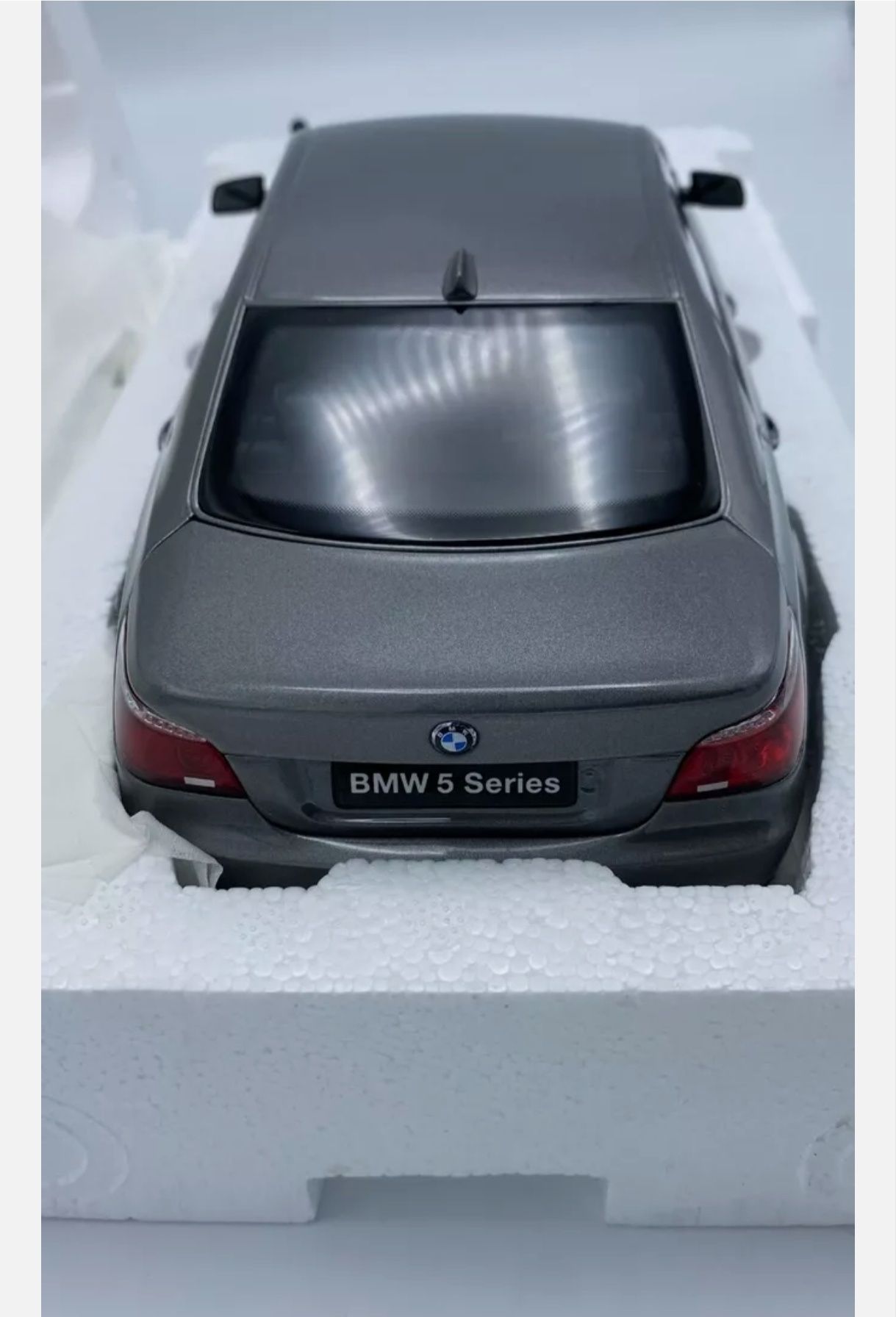 Модель bmw, масштаб 1|18
