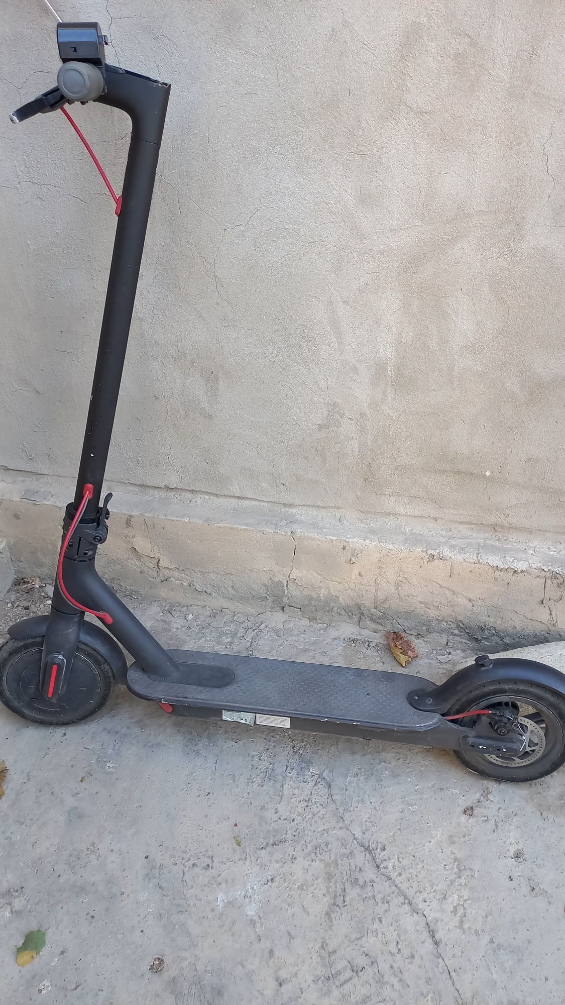 Продам электросамокат