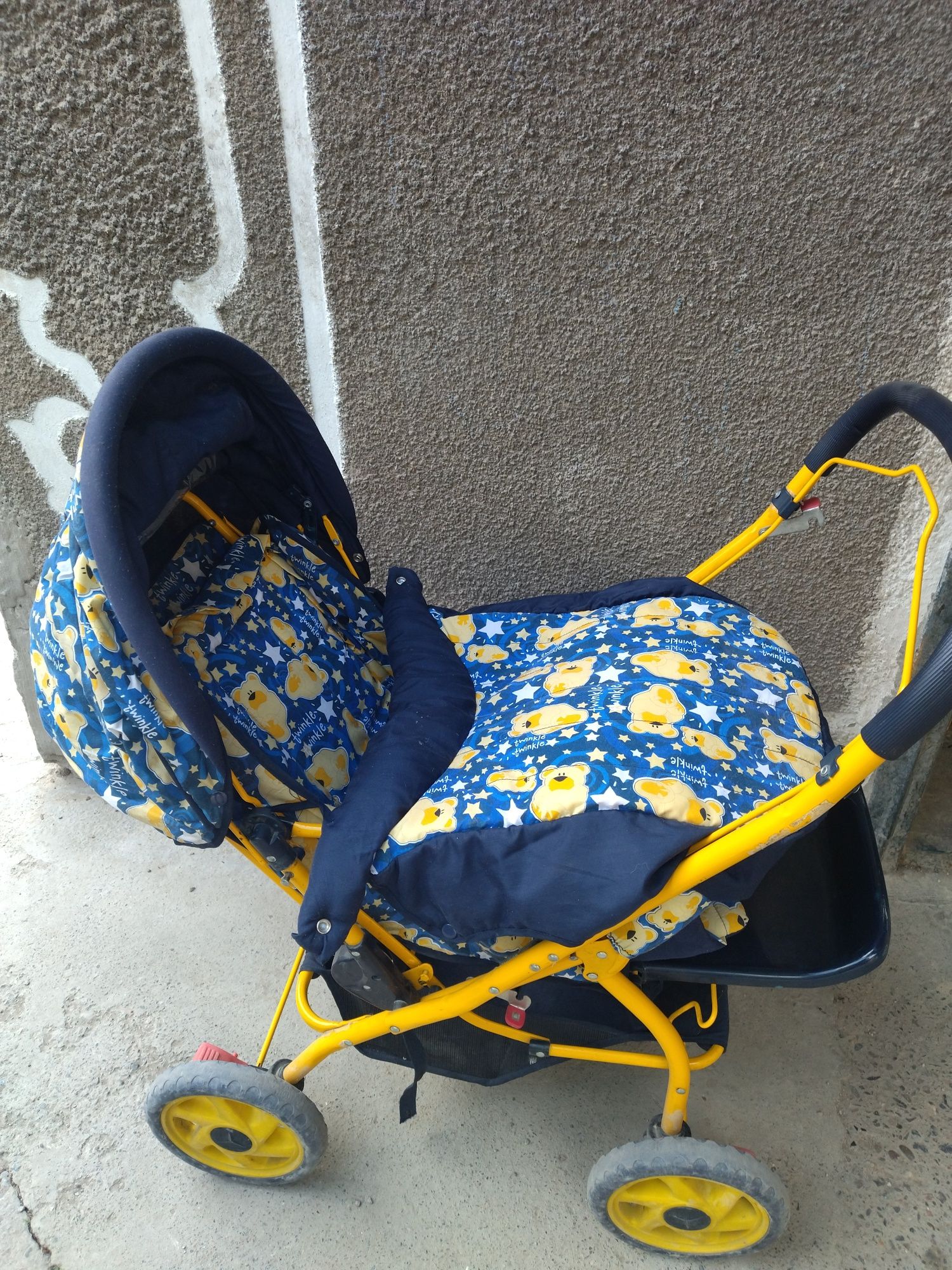 Продам  каляску б/у