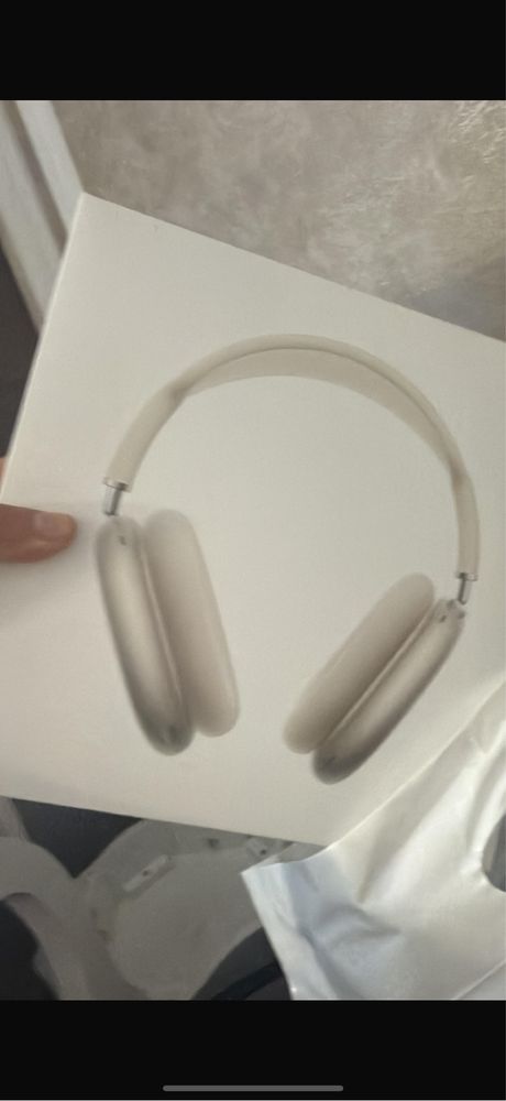 Новые наушники Apple AirPods Max 2 ЗОЛОТИСТЫЙ
