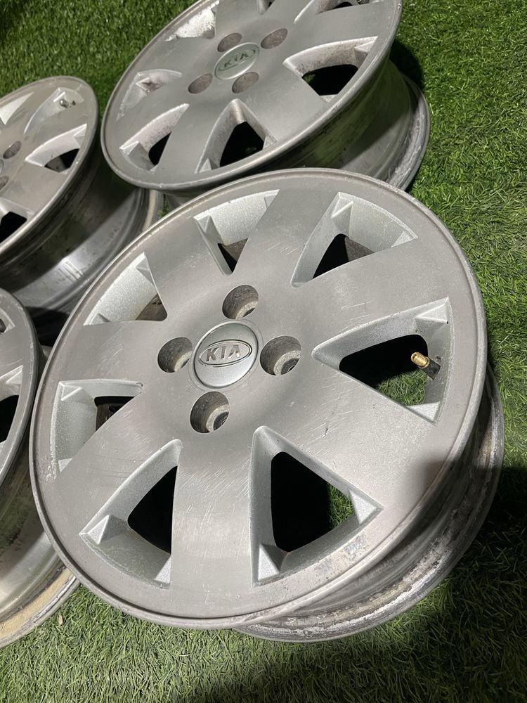 Продам диски R14 4x100 KIA Spectra