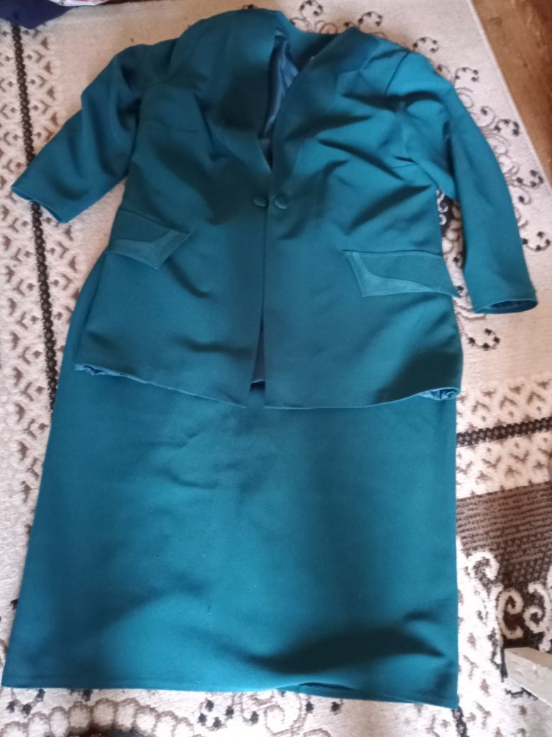 Продам женские вещи б/у