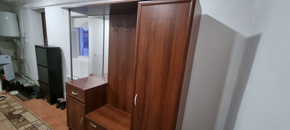 Продам прихожую 30 тыс