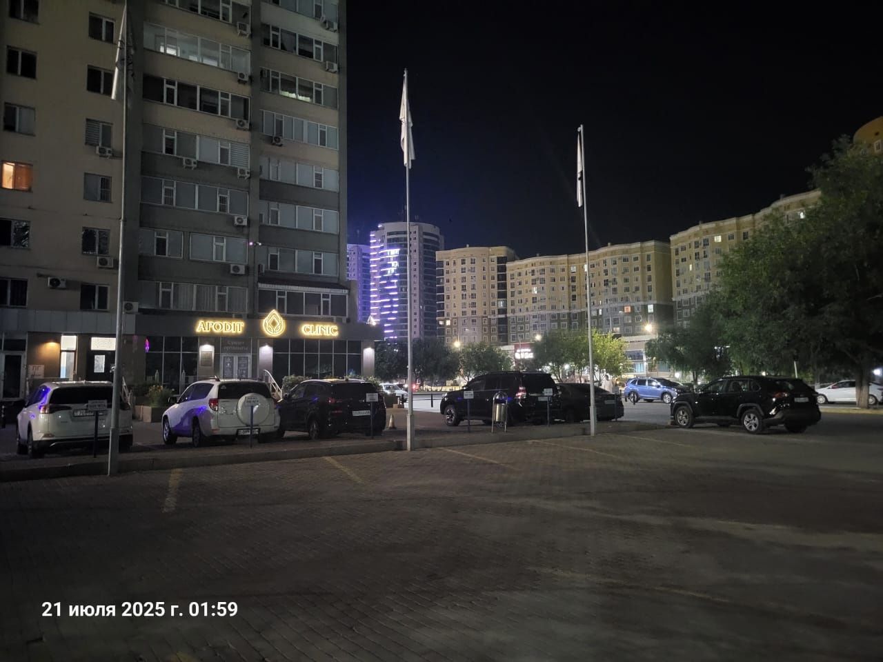 Сдам  квартиру в 12 микрорайоне