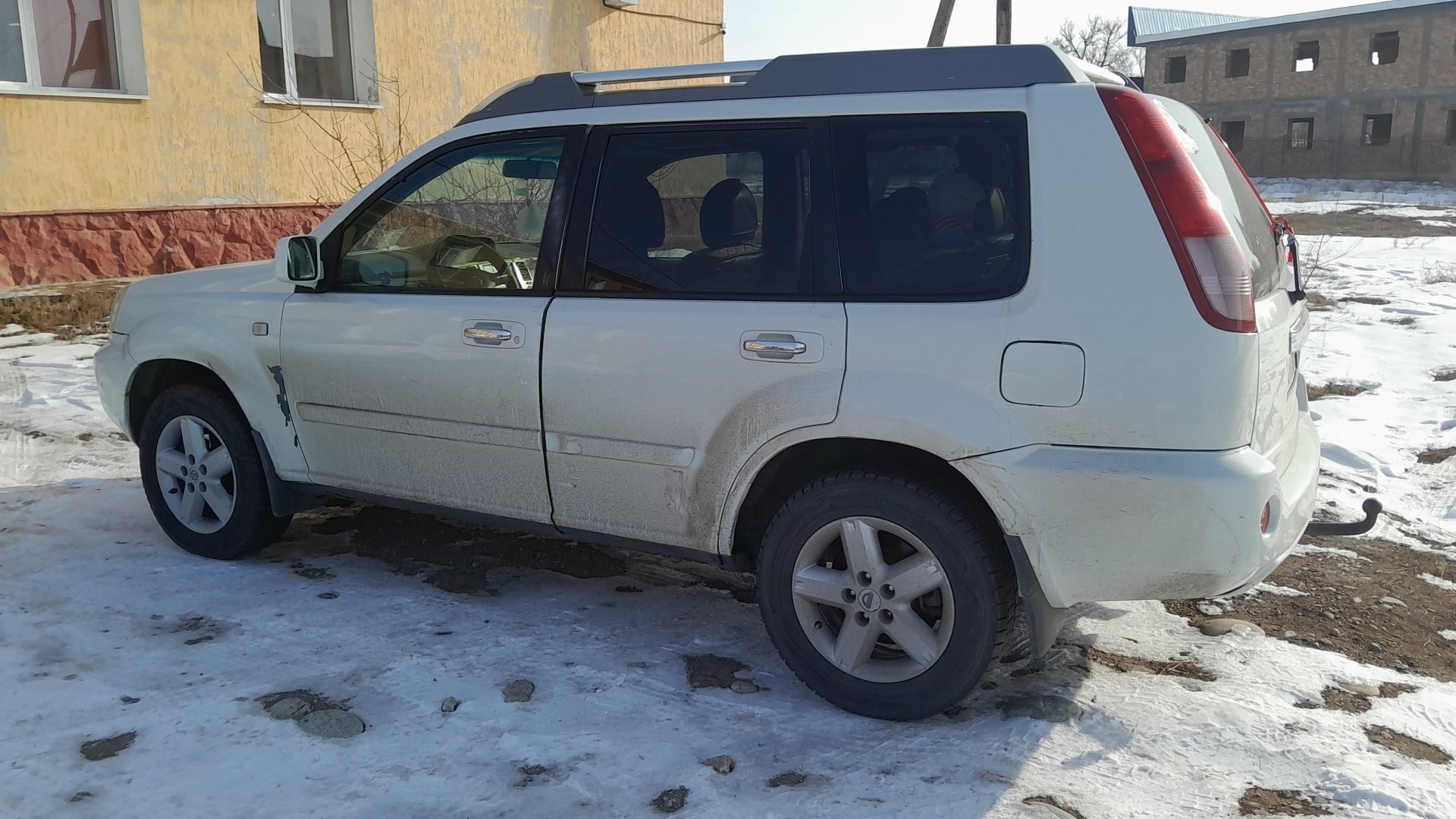 Ниссан х трайл 2.5