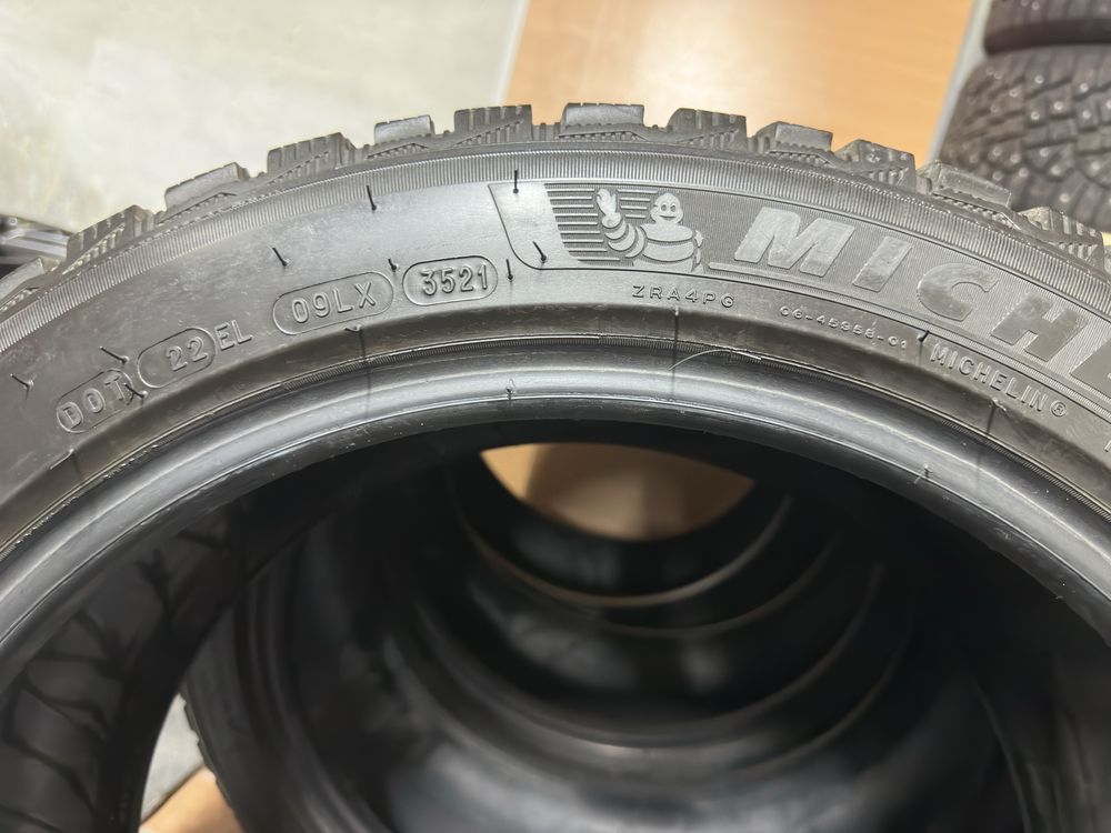 Michelin x-ice north 4 235/45 R18
