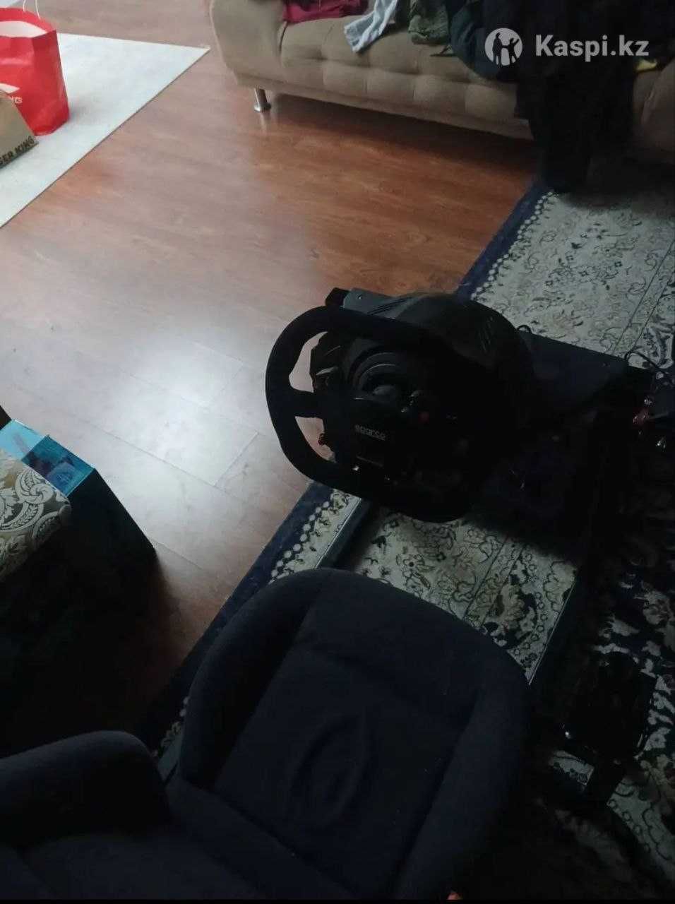 Кокпит для симрейсинга