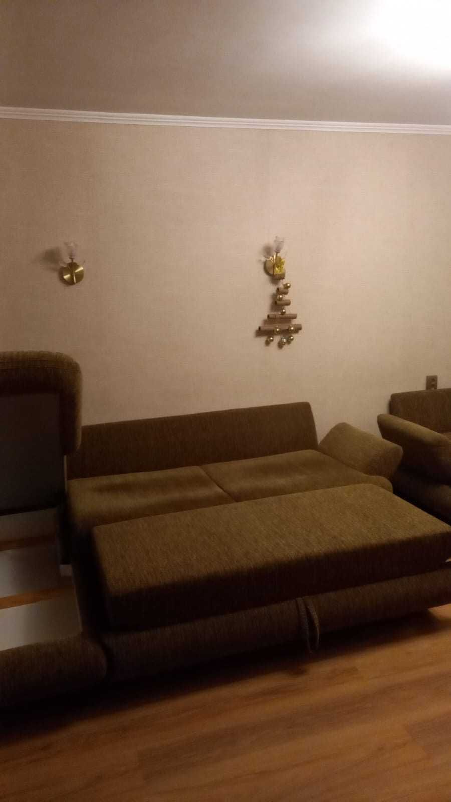 Продам диван и кресло