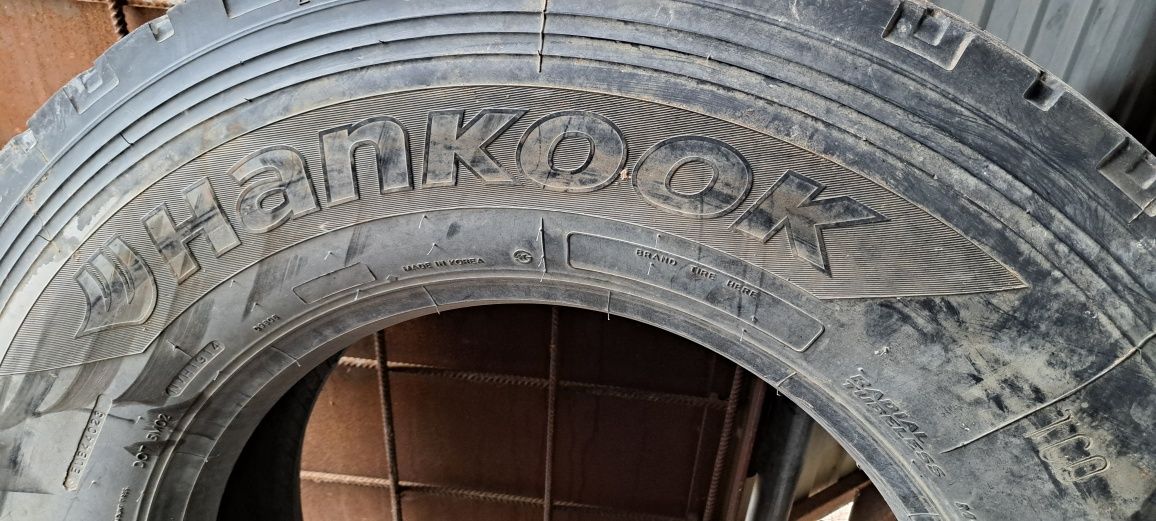 Покрышки 295.80,22.5. Continental. 160тт за 2шт покрышки.