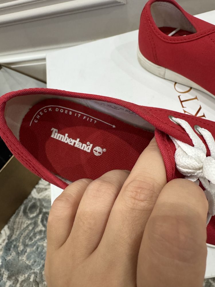 продам кеды timberland