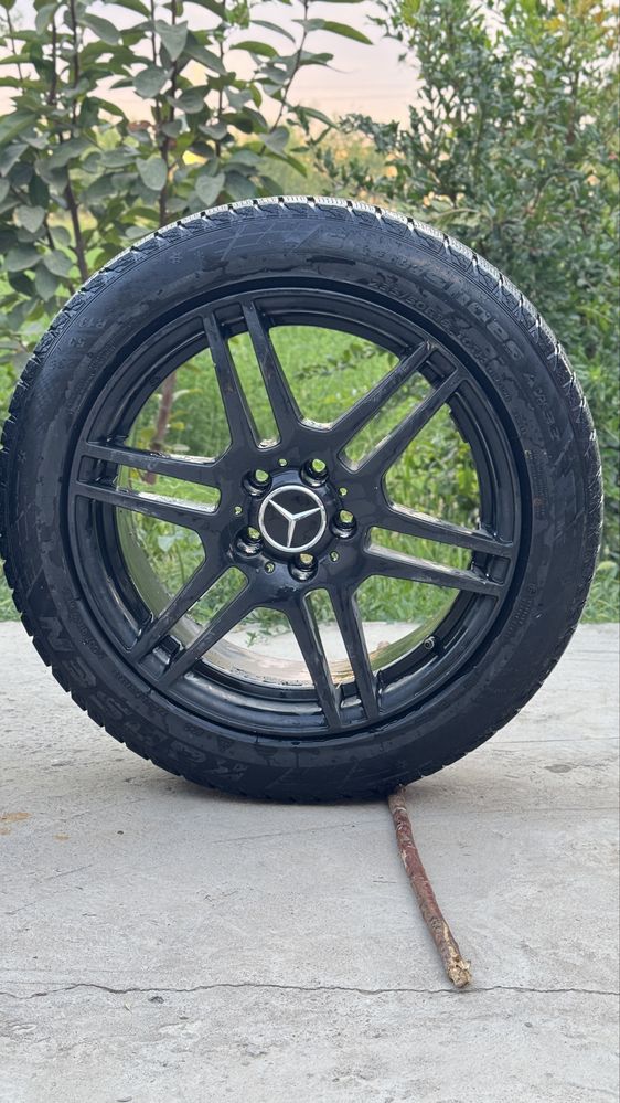 Mercedes титанка с шинами 4 шт