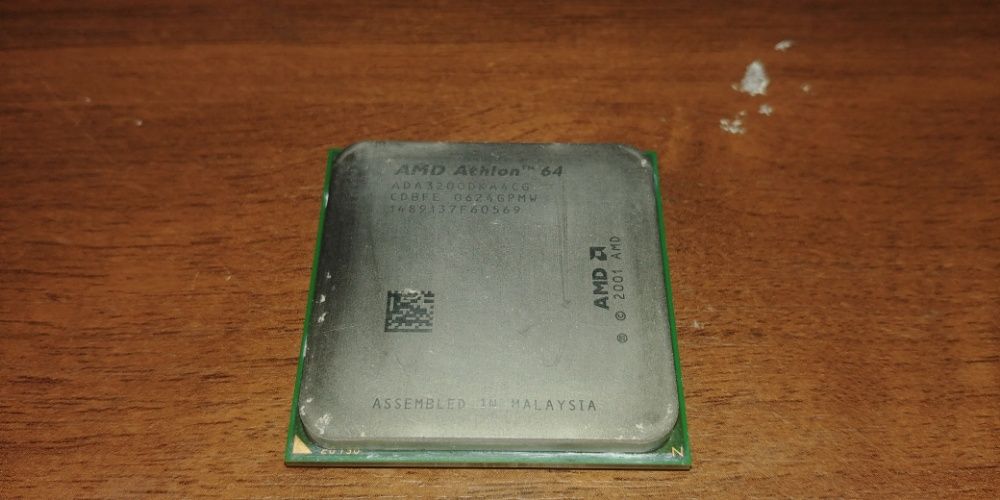 Процессор AMD Athlon 64 3200+ (ADA3200DKA4CG)