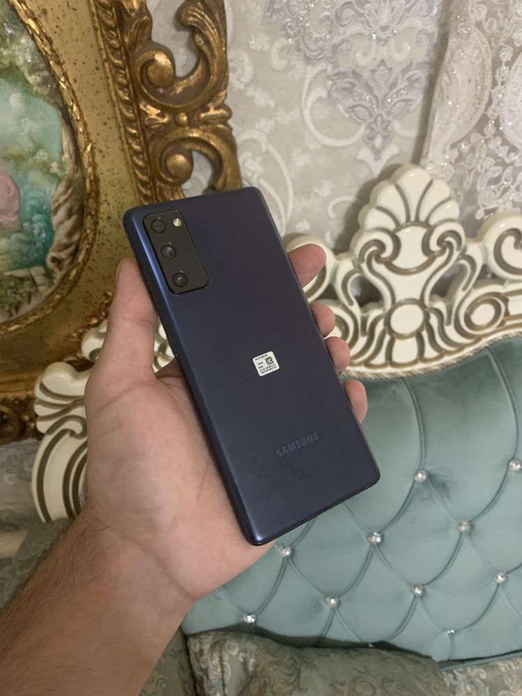 Продам телефон Samsung A20FE 128Gb