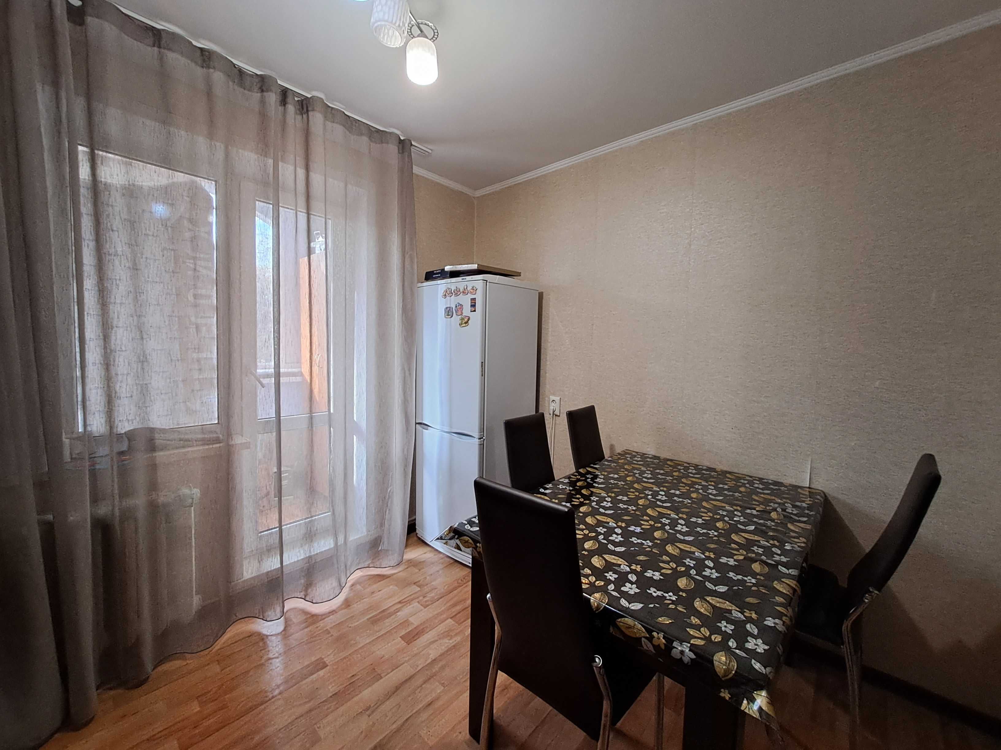 Продам 2х комнатную квартиру  в р-не Военного городка