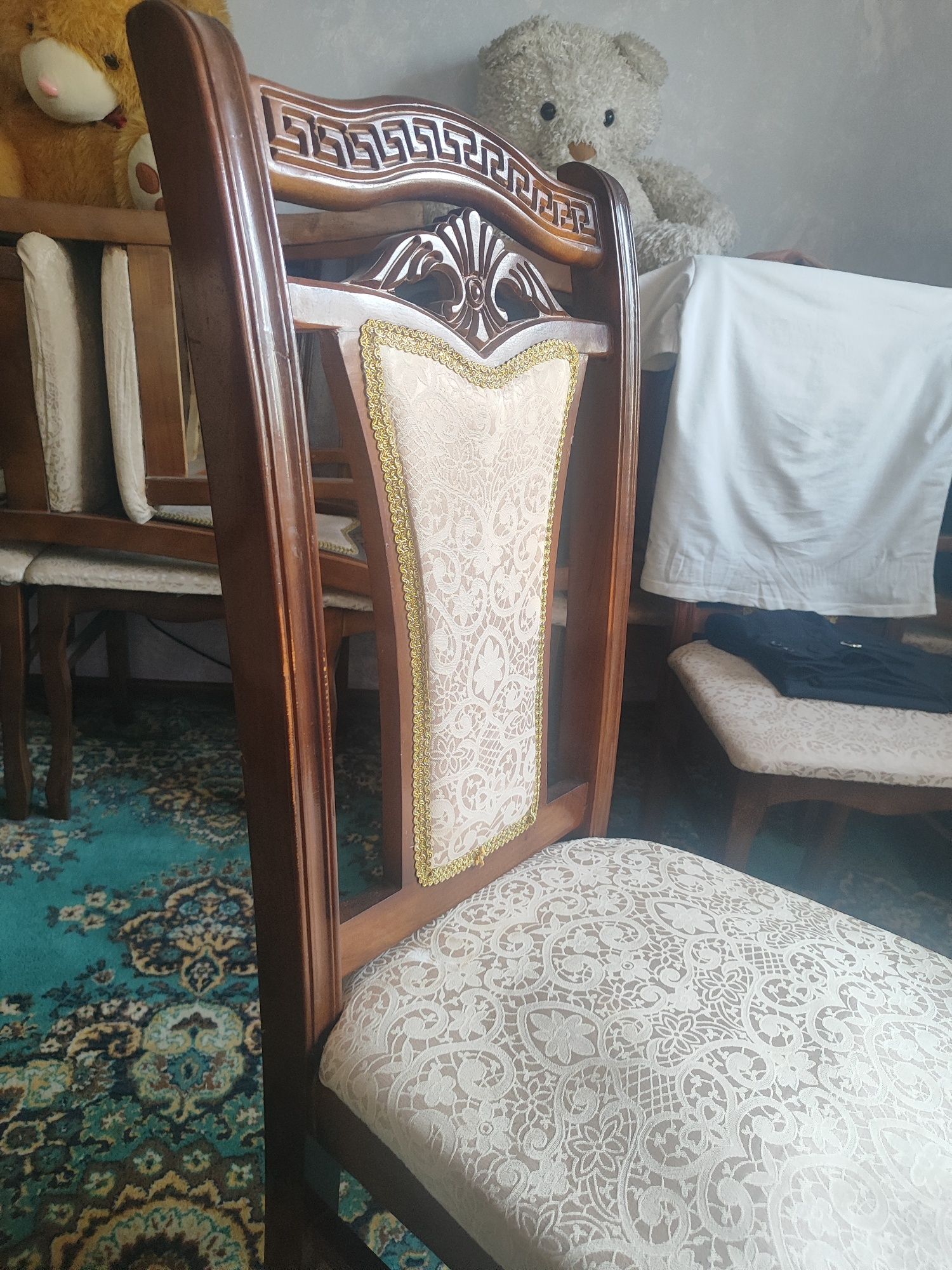Продается стулья